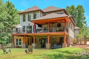 1416 Southpointe Dr, Morganton, NC 28655 - Photo 2