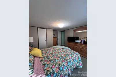 135 Phillips Road, Spruce Pine, NC 28777 - Photo 18