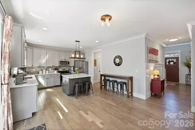 306 Breezewood Drive, Charlotte, NC 28262 - Photo 10