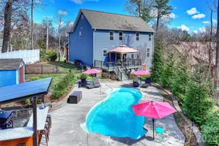 306 Breezewood Dr, Charlotte, NC 28262 - Photo 40