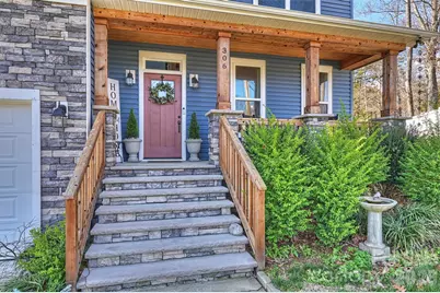306 Breezewood Drive, Charlotte, NC 28262 - Photo 4