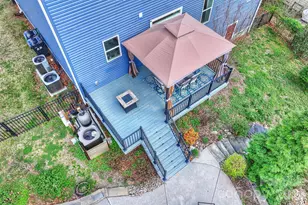 306 Breezewood Dr, Charlotte, NC 28262 - Photo 32