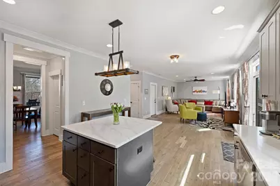 306 Breezewood Drive, Charlotte, NC 28262 - Photo 12