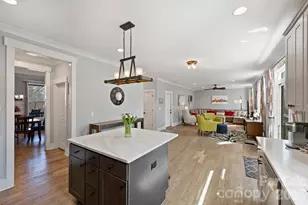 306 Breezewood Dr, Charlotte, NC 28262 - Photo 12