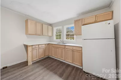 630 2nd Street SW, Conover, NC 28613 - Photo 12