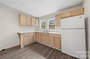 630 2nd St SW, Conover, NC 28613 - Photo 12