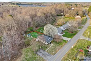 409 Blacksnake Rd, Stanley, NC 28164 - Photo 28