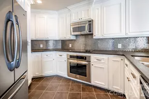 17925 Kings Point Dr, Cornelius, NC 28031 - Photo 20