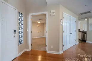 17925 Kings Point Dr, Cornelius, NC 28031 - Photo 8