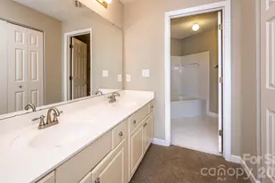 17925 Kings Point Dr, Cornelius, NC 28031 - Photo 24