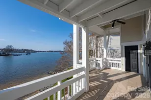 17925 Kings Point Dr, Cornelius, NC 28031 - Photo 2