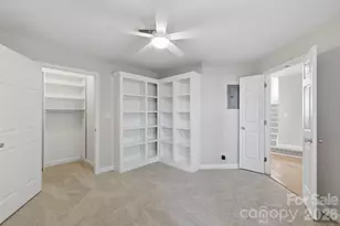 17925 Kings Point Dr, Cornelius, NC 28031 - Photo 8