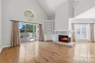 17925 Kings Point Dr, Cornelius, NC 28031 - Photo 18