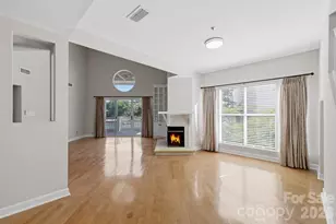 17925 Kings Point Dr, Cornelius, NC 28031 - Photo 10