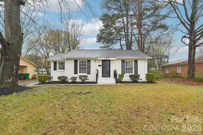 735 Pondella Drive, Charlotte, NC 28213 - Photo 1