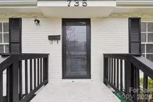 735 Pondella Dr, Charlotte, NC 28213 - Photo 4