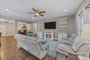 7015 Mt Holly-Huntersville Rd, Charlotte, NC 28216 - Photo 2