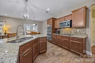 7015 Mt Holly-Huntersville Rd, Charlotte, NC 28216 - Photo 4