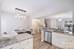 5423 Dockery Dr, Charlotte, NC 28209 - Photo 16