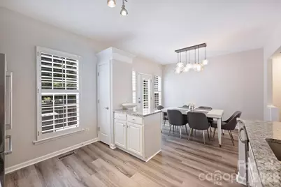 5423 Dockery Drive, Charlotte, NC 28209 - Photo 12