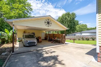 2003 Plaza Avenue, Kannapolis, NC 28081 - Photo 2