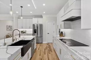 9200 Rock Water Ct, Waxhaw, NC 28173 - Photo 10