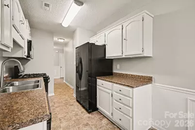 6027 Running Deer Road, Charlotte, NC 28214 - Photo 6