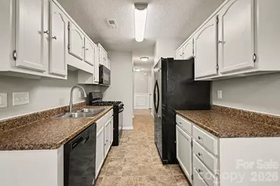 6027 Running Deer Road, Charlotte, NC 28214 - Photo 8