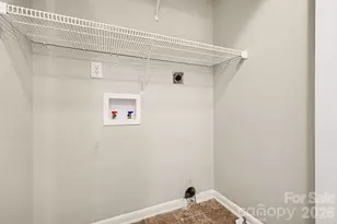 6027 Running Deer Rd, Charlotte, NC 28214 - Photo 10