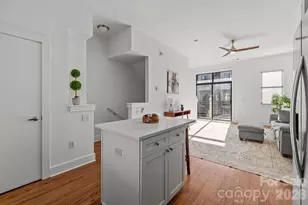 927 E 8th St, Charlotte, NC 28204 - Photo 8