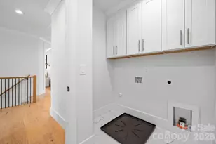 100 N Brackenbury Ln, Charlotte, NC 28270 - Photo 38