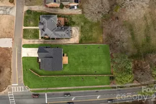 100 N Brackenbury Ln, Charlotte, NC 28270 - Photo 48