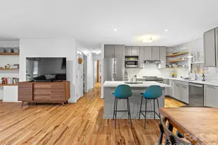 27 Brookcliff Dr, Asheville, NC 28804 - Photo 16