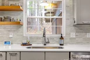 27 Brookcliff Dr, Asheville, NC 28804 - Photo 12