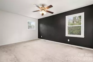 5610 Lawrence Orr Rd, Charlotte, NC 28212 - Photo 14