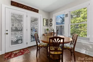 294 S Caldwell St, Brevard, NC 28712 - Photo 12