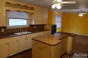 4612 Dallas Cherryville Hwy, Bessemer City, NC 28016 - Photo 4