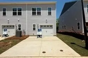 4618 Lakeview Rd, Charlotte, NC 28216 - Photo 2