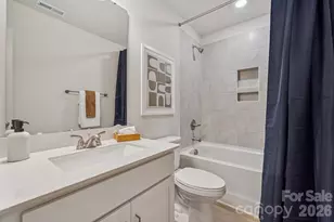 4618 Lakeview Road N, Charlotte, NC 28216 - Photo 2