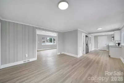 4008 Tennessee Avenue, Charlotte, NC 28216 - Photo 8