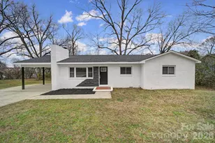 4008 Tennessee Ave, Charlotte, NC 28216 - Photo 2