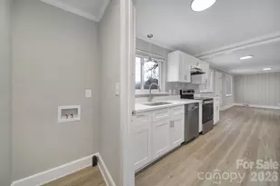 4008 Tennessee Ave, Charlotte, NC 28216 - Photo 18