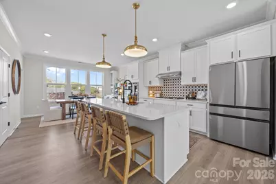 4021 Hidden Oaks Drive, Charlotte, NC 28205 - Photo 8