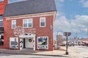 103 N College Ave, Newton, NC 28658 - Photo 1