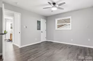 9243 Edgevale Dr, Charlotte, NC 28216 - Photo 22