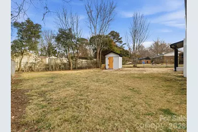 9243 Edgevale Drive, Charlotte, NC 28216 - Photo 28