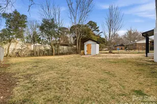 9243 Edgevale Dr, Charlotte, NC 28216 - Photo 28