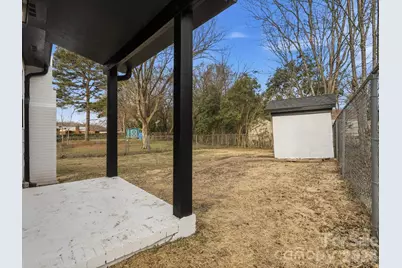 9243 Edgevale Drive, Charlotte, NC 28216 - Photo 26