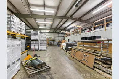 695 Nc 9 Highway, Black Mountain, NC 28711 - Photo 24