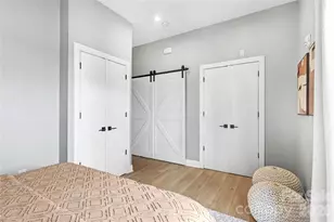 2094 Euclid Ave, Charlotte, NC 28203 - Photo 10